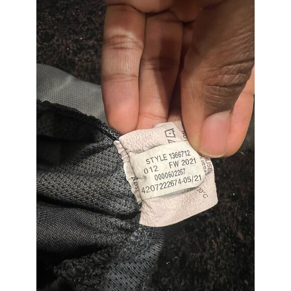 Under Armour Men’s Training Shorts L Gray Camo 8" Inseam Pockets Elastic Waist - Picture 7 of 16